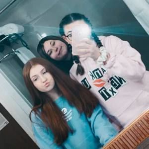 Meet your Posher, Jordan